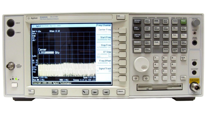 Keysight / Agilent E4443A Spectrum Analyzer, 3 Hz  - 6.7 GHz (PSA Series)