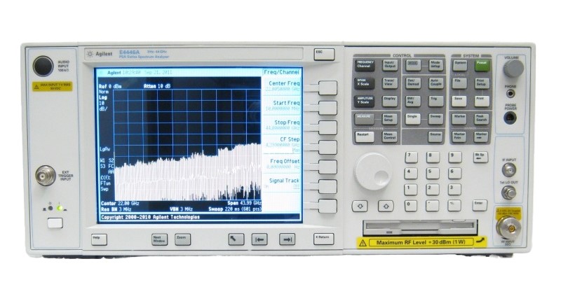 Keysight / Agilent E4446A Spectrum Analyzer, 3 Hz  - 44 GHz (PSA Series)