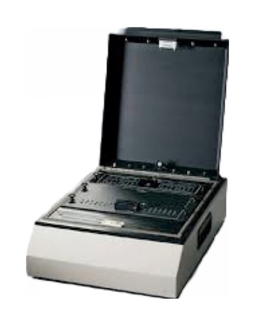 Tektronix LR:8028 Component Test Fixture, 200V, 1A