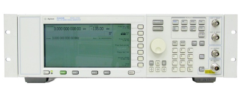 Keysight / Agilent E4425B Signal Generator, 250 kHz  - 3000 MHz