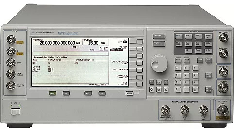 Keysight / Agilent E8267C Vector Signal Generator, 250 kHz - 20 GHz