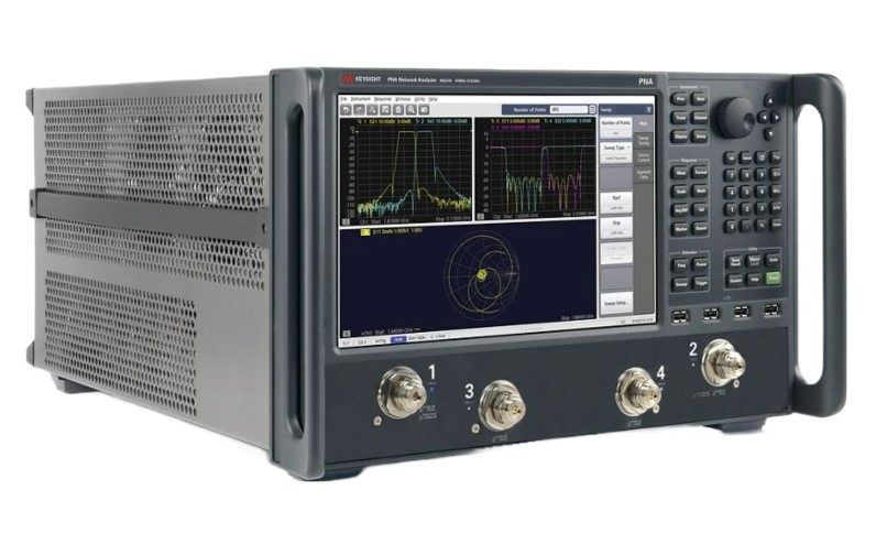 Keysight / Agilent N5221B PNA Network Analyzer, 10 MHz - 13.5 GHz, 2 or 4-ports