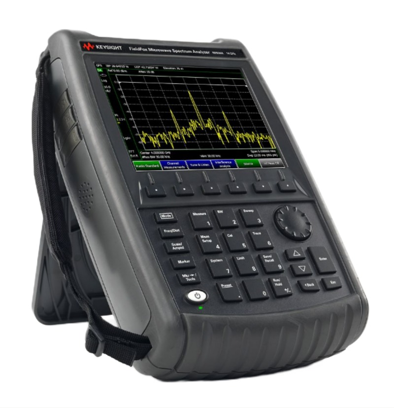 Keysight / Agilent N9936A FieldFox Handheld Microwave Spectrum Analyzer, 5 kHz - 14 GHz