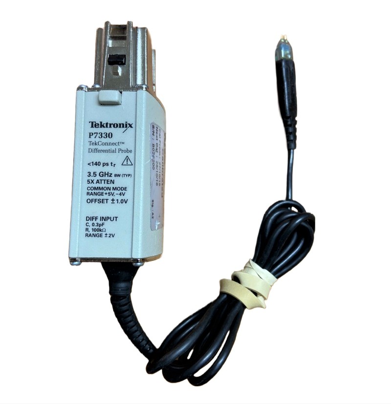 Tektronix P7330 Differential Probe, 3.5 GHz, TC Interface