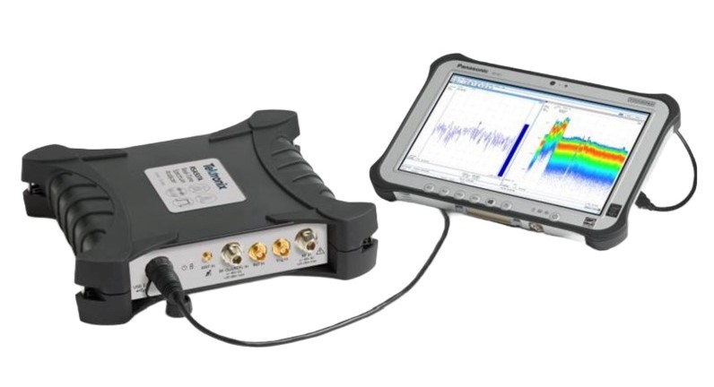 Tektronix RSA513A USB Real Time Spectrum Analyzer, 9 kHz - 13.6 GHz